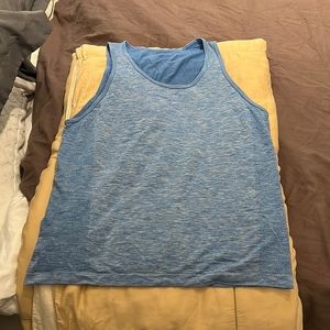Men’s lululemon M tank top
